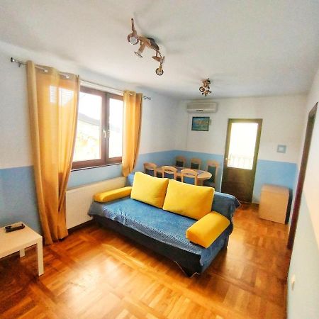 Plavi Apartman Airport Белград Экстерьер фото