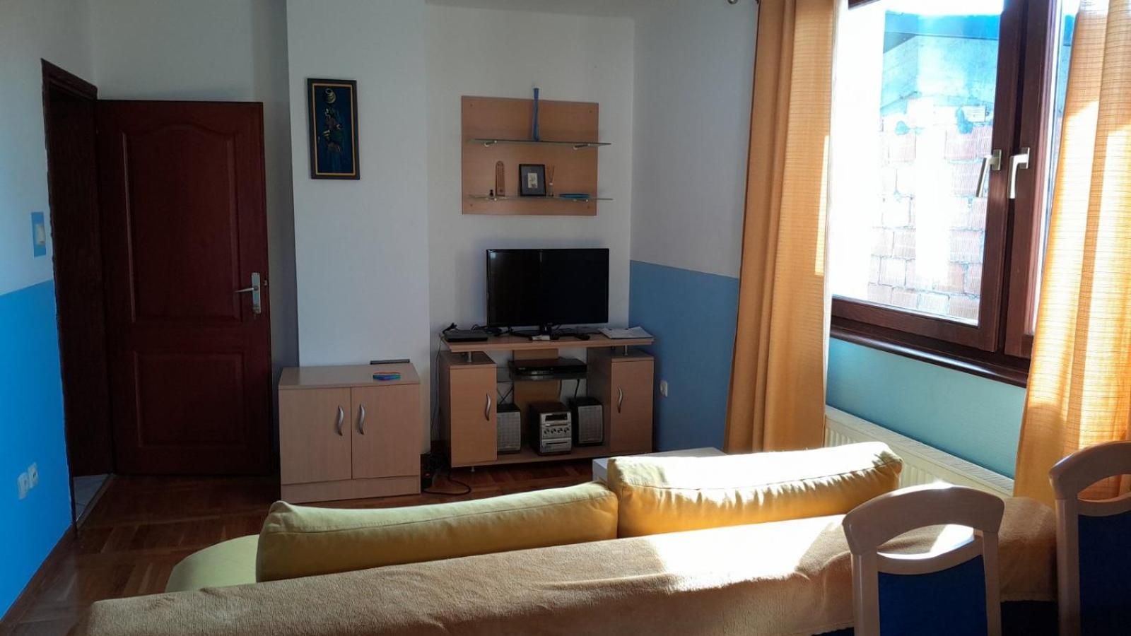 Plavi Apartman Airport Белград Экстерьер фото